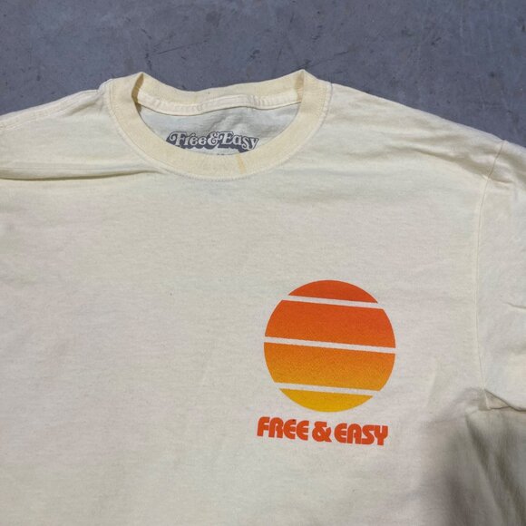 $58 NEW FREE & EASY RETRO SUNSET YELLOW TEE - Picture 2 of 4